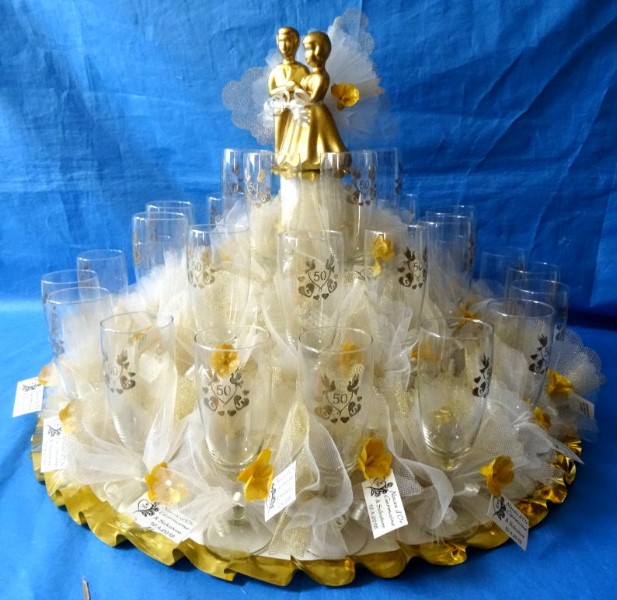 ../Images/plateau 30verrs noces or.jpg